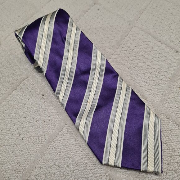 Donald Trump Signature Collection Necktie Silk Purple White Stripe Business - Picture 1 of 6
